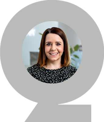 Qframe-Dr_Courtney_Ashford_400